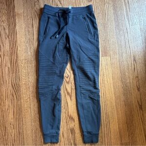 Alo Yoga gray Urban Moto Sweatpants joggers women's size XS